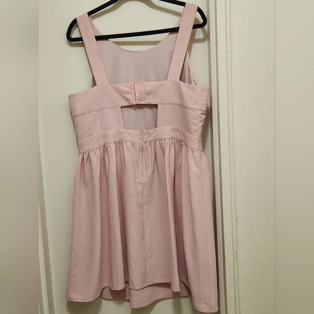 Forever 21 Plus mini dress in pink with cinched waist - Picture 11 of 11